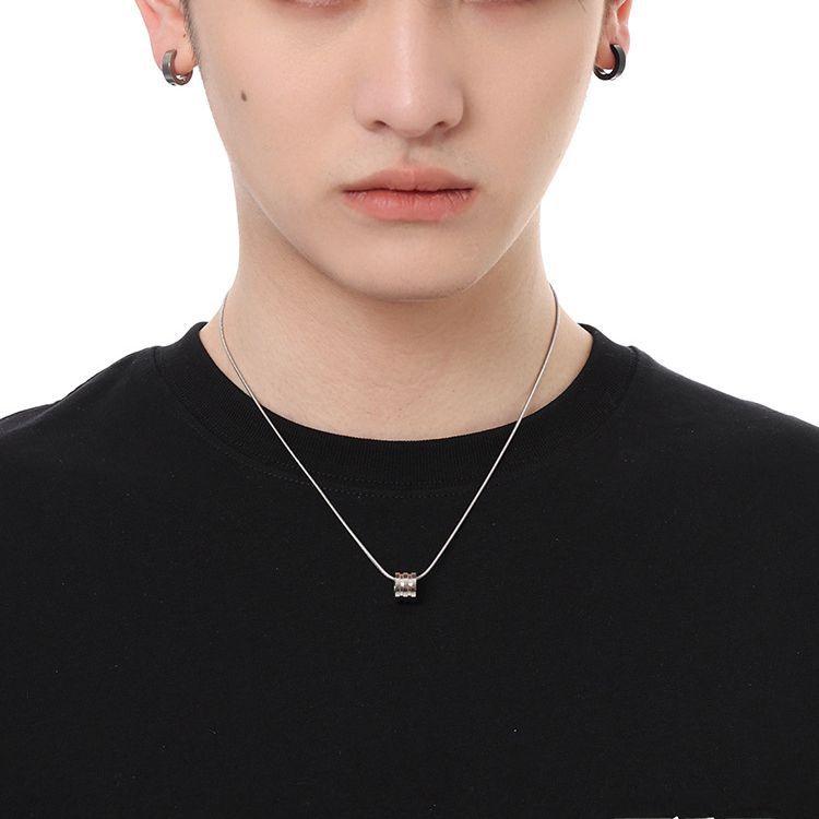 2023 Men's Slim Titanium Steel Necklace: Trendy, Luxurious Clavicle Chain for High-End Style