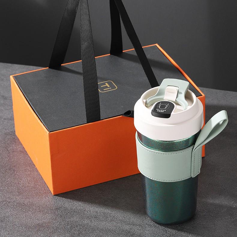 500ml Pure Titanium Insulated Coffee Cup with Digital Display – Portable, Acid & Alkali Resistant, High-Value Thermos Cup. Pure Titanium 500ml