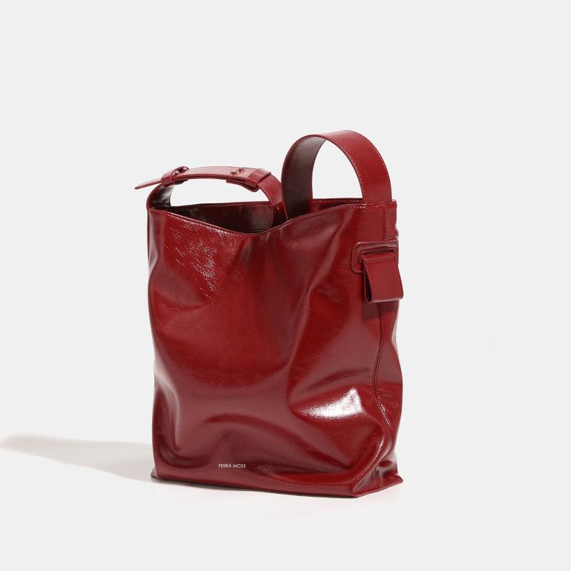 Women's Retro Large Capacity Bag, Women's New Fashionable and High-end Water Bucket Bag, Single Shoulder Crossbody Tote Bag