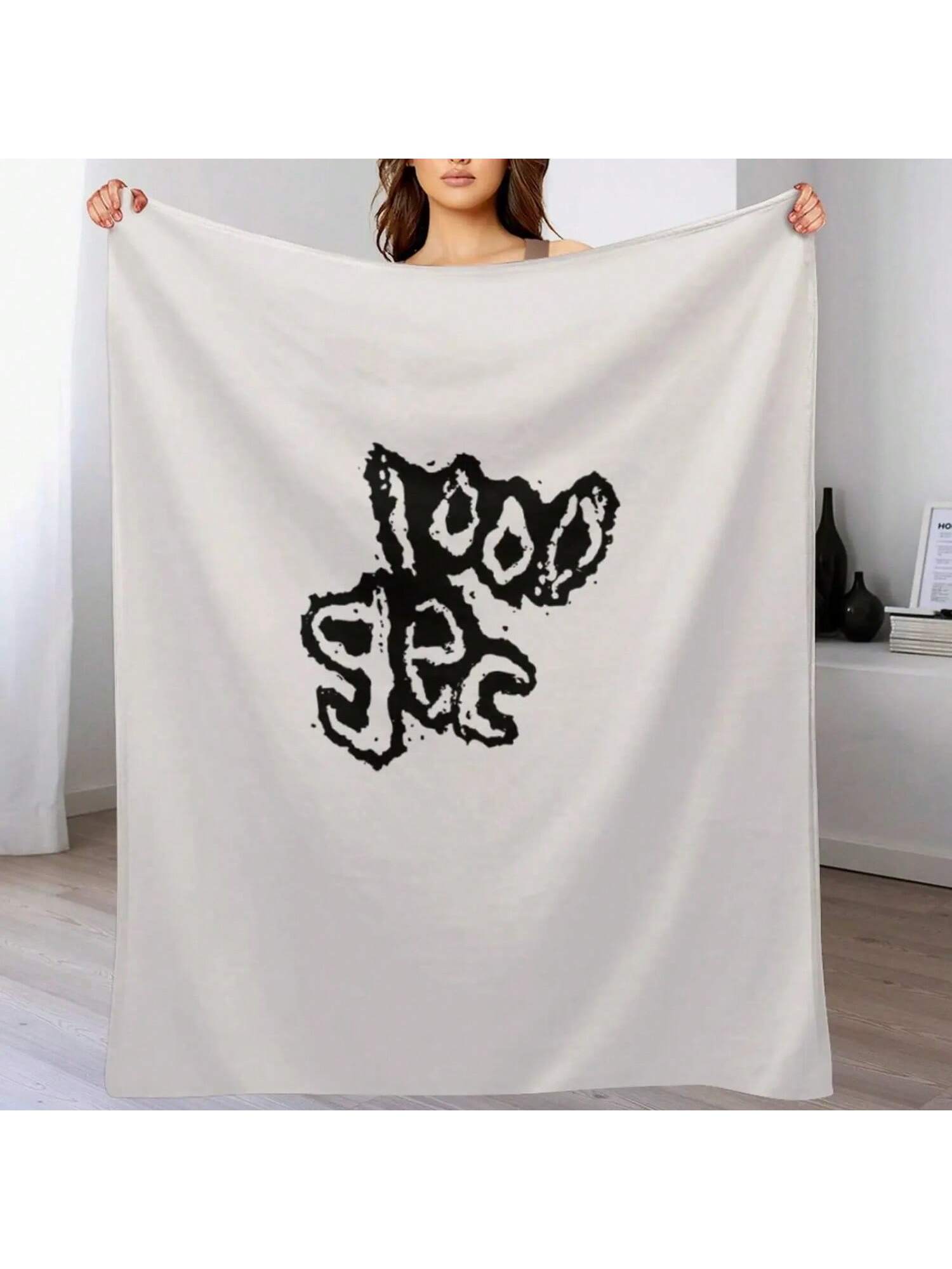 1000 Gecs Logo 100 Gecs Essential T-Shirt Throw Blanket Flannels Plaid On The Sofa Picnic Personalized Gift Blankets S разноцветный
