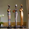 Statua Nera Dipinta in Resina Decorazioni Figure Retro Donne Africane Che Tengono Vasi di Argilla Oggetti da Collezione per Casa Camera da Letto Scrivania