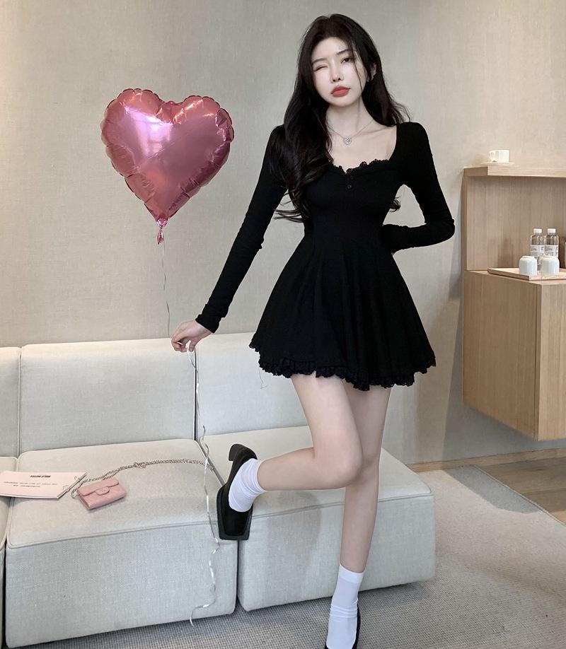 French gentle wind super beautiful waist slim dress niche age reduction beautiful unique fluffy short skirt winter
