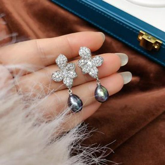 Elegant Retro Water Drop Pearl Earrings with Diamond Inlay 8-9mm