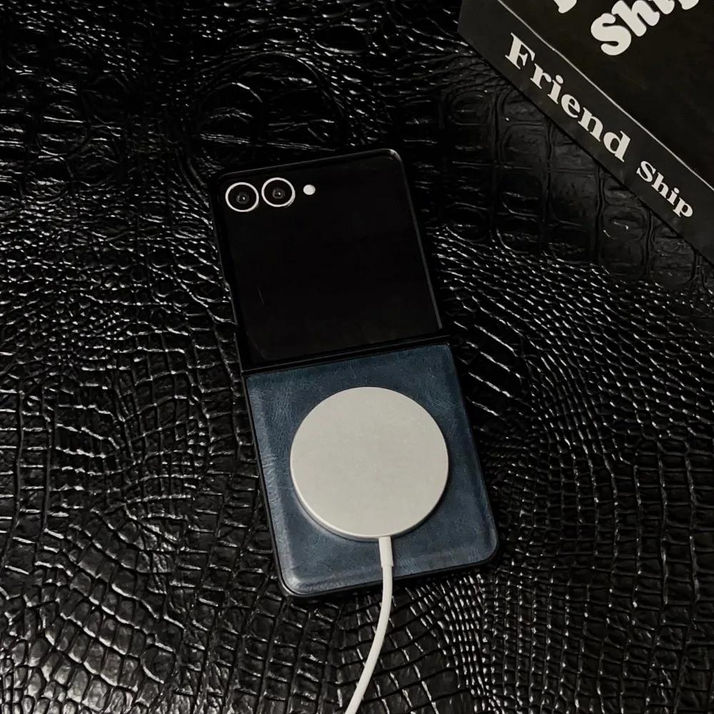 Magnetic Wireless Charging For Samsung Galaxy Z Flip 7 6 5 4 3 5G Flip7 Phone Case Luxury Leather for Magsafe Soft Bumper Cover