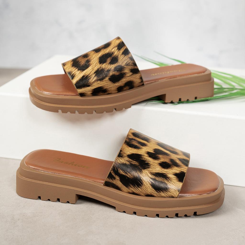 Fashion Summer New Leopard Print Thick Heeled Slippers for Women Casual Square Toe Home Outside Wear Female Slides Platform Flip Flops
