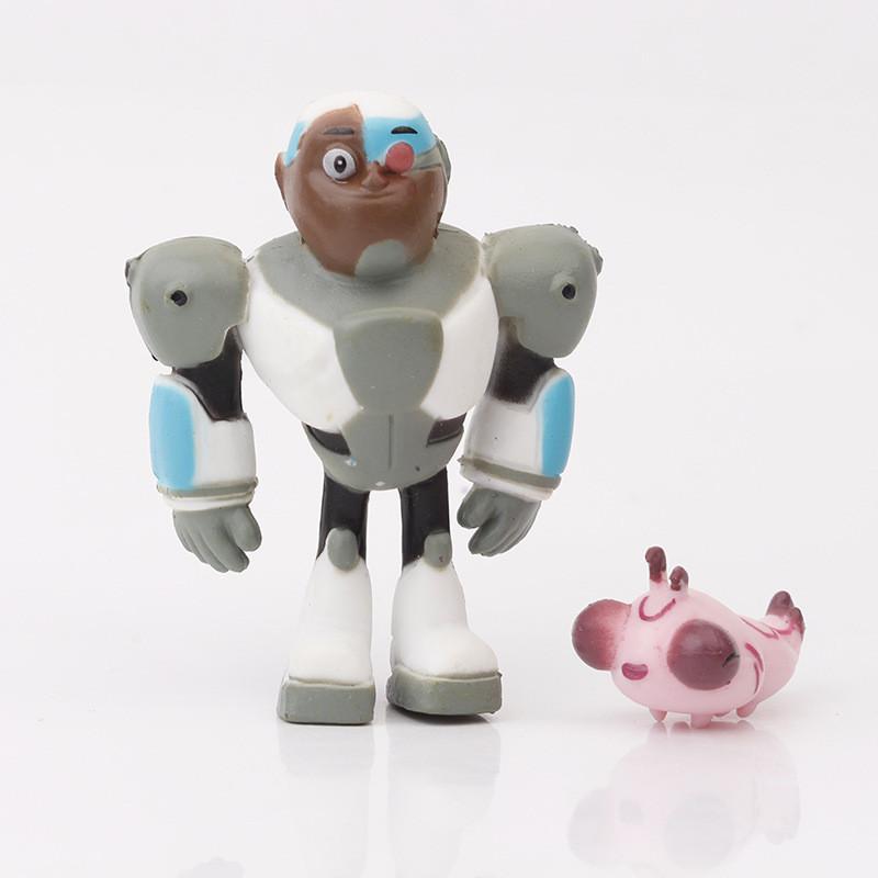 Detailed Teen Titans Action Figures Set Of 5 Robin And Nightwing Display