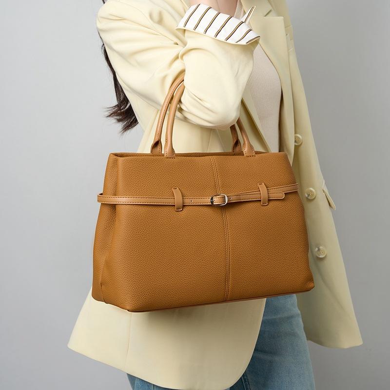New Top Layer Cowhide Handbag with Large Capacity Genuine Leather for Women's Commuting Luxury Tote Bag