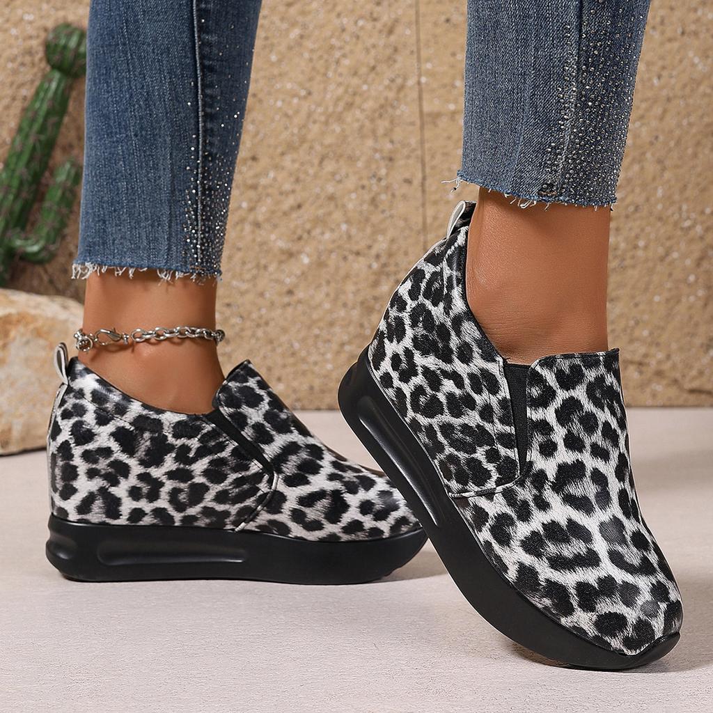 Women Sneakers 2024 Autumn New Women Round Toe Leopard Print Shoes Anti Slip Outdoor Commuting Sneakers Zapatos De Mujer
