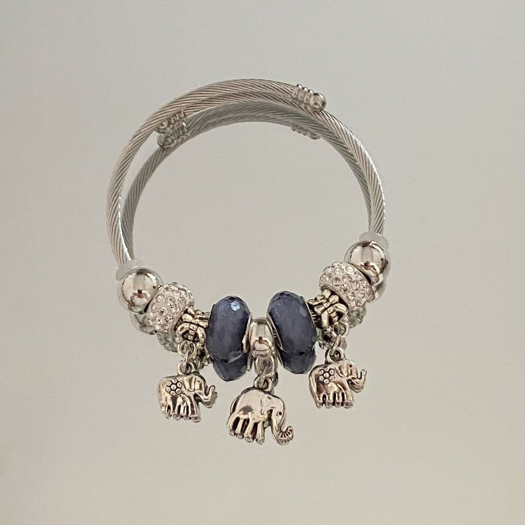 Modern Elephant Bead Bracelet With Stainless Steel Material For Fashion Casual Wear