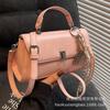 Bag lady 2025 new trendy high-end fashion retro versatile messenger bag spring and summer small bag portable small square bag