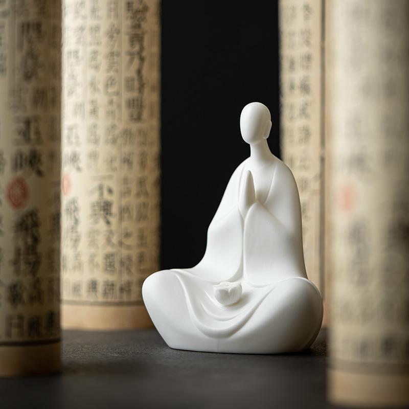 Beyaz Porselen Küçük Süsler, Seramik Zen Buda Dekorasyonu, Rahip Heykelciği, Çay Hayvanı Buda Dekoru