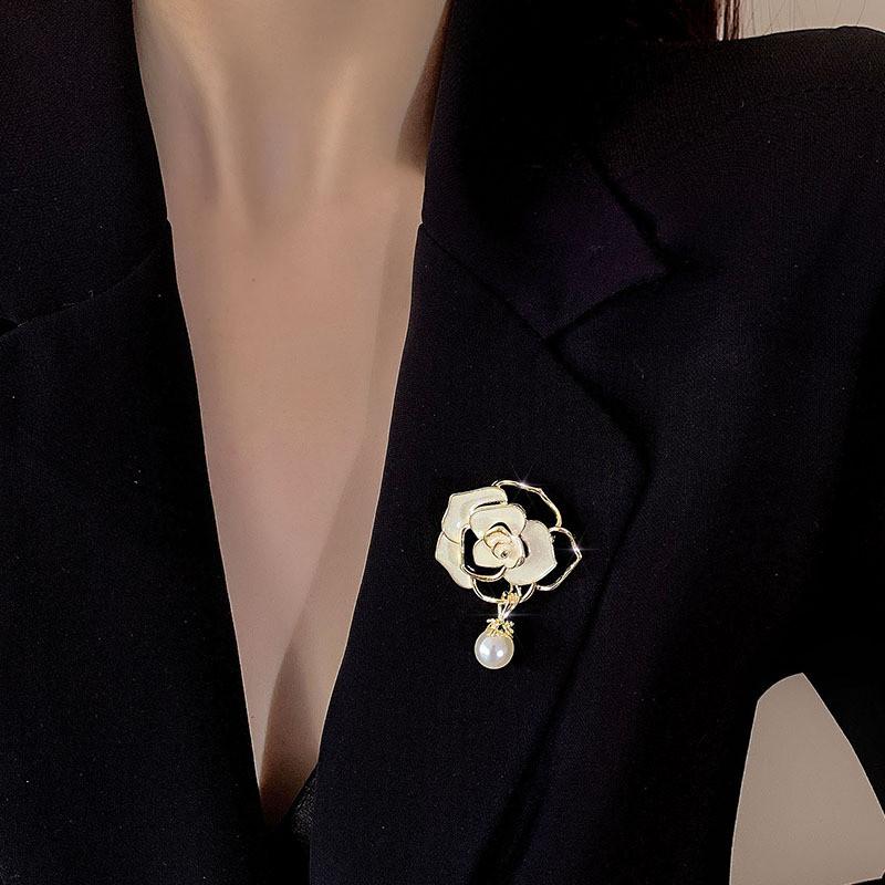 Diamond Inlaid Double Cat Vintage Brooch Cartoon Pin Cross-border Cat's Eye Stone  Alloy Brooch Female
