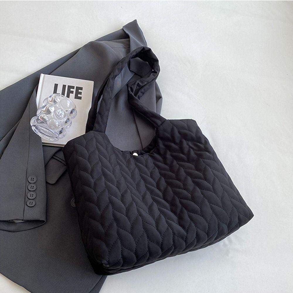 Měkká bavlnou polstrovaná prošívaná taška přes rameno Jednobarevná dámská podpažní taška Přenosné kabelky Víkend