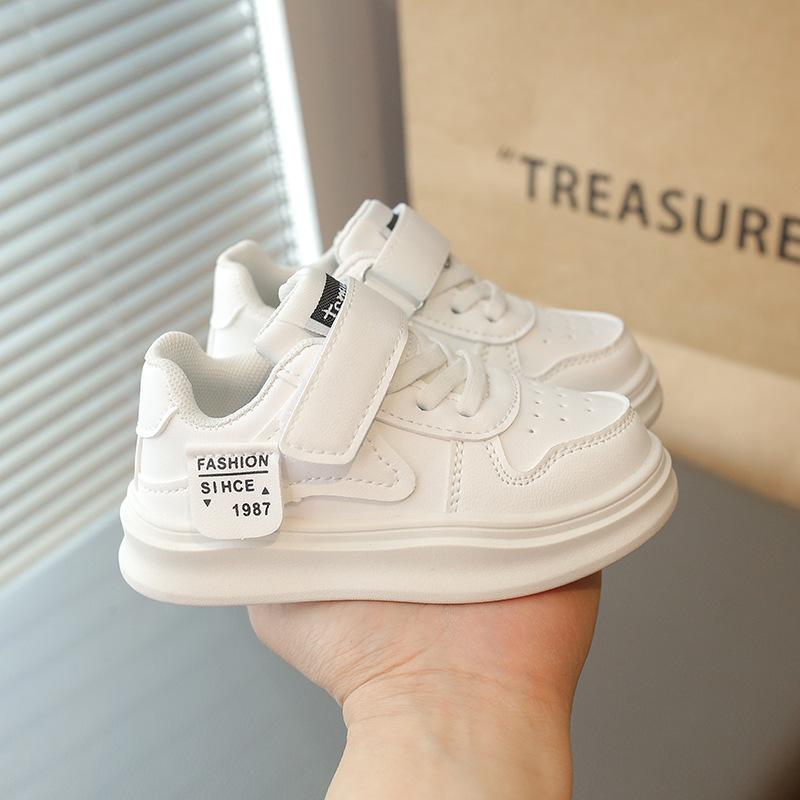 

Детские кроссовки 2025 Весна Водонепроницаемые кроссовки с кожаным верхом для девочек Нескользящие кроссовки для мальчиков 30 белый