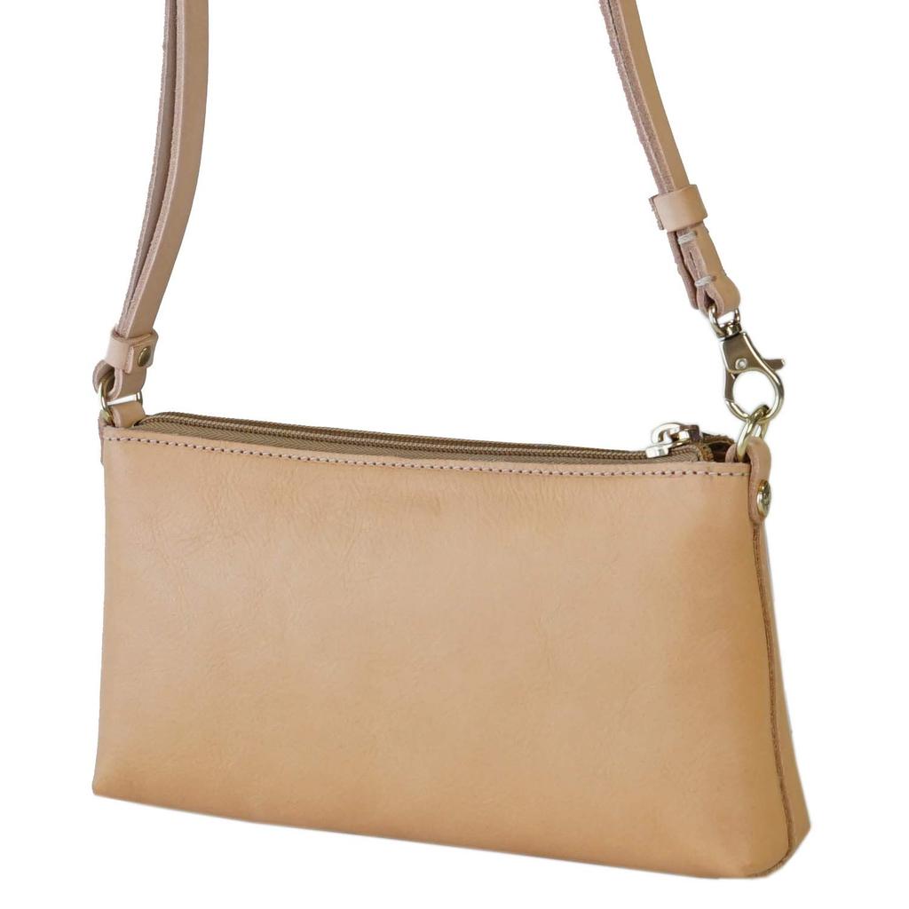 IL BISONTE Leather Shoulder Bag In Vachetta Leather (Product Code: BSH091 PV001 NA158)