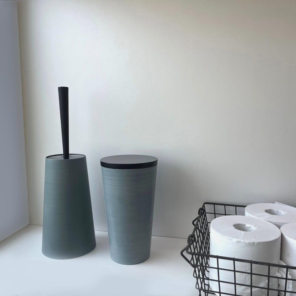 FUJIEI Antibakterielle Toilettenbürste im Dasper-Stil, Rauchblau, Durchmesser 12 x Höhe, Toilettenreinigungsbürste, matte Farbe, schlankes Etui inklusive, Deckel, schwarze Bürste