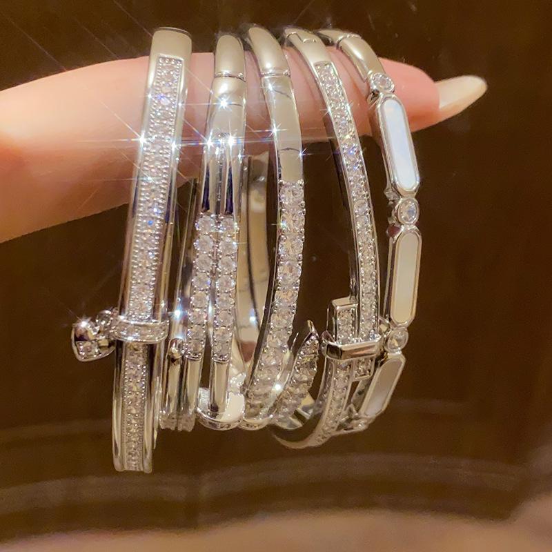 18K Gold-Plated Zircon & Mother-of-Pearl Oval Bangle - Elegant, Versatile Luxury Bracelet for Women