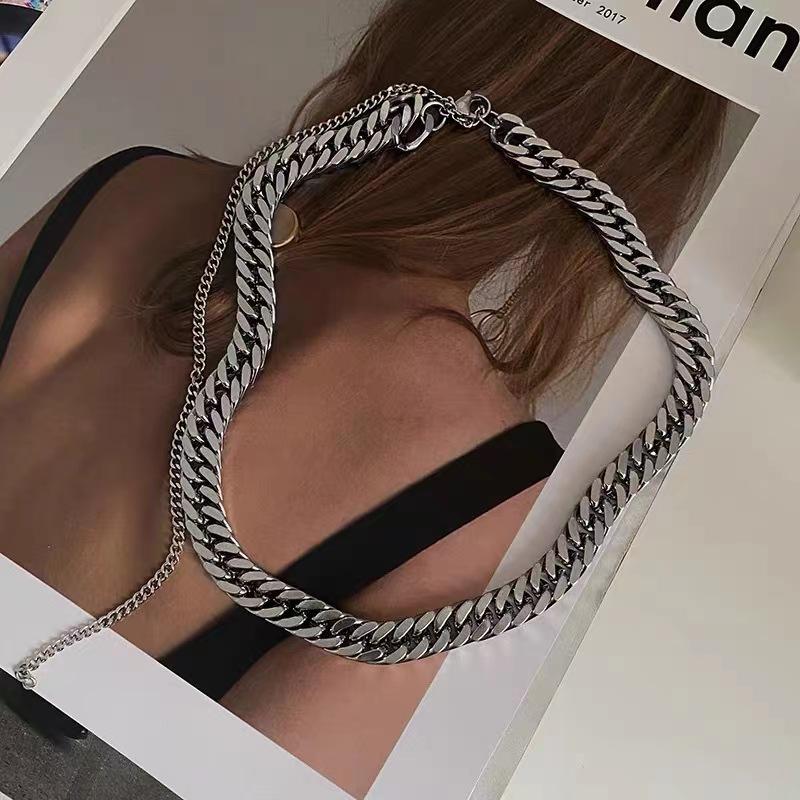 European and American Cold Wind Collarbone Chain Niche Titanium Steel Thick Chain Necklace Ins Trendy Hip Hop Neck Chain Accessories