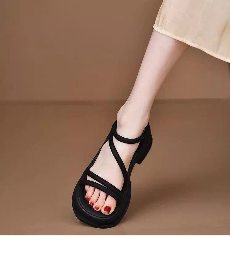 Platform sandals women's summer 2025 new versatile explosion fairy style with skirt French Roman sandals women
