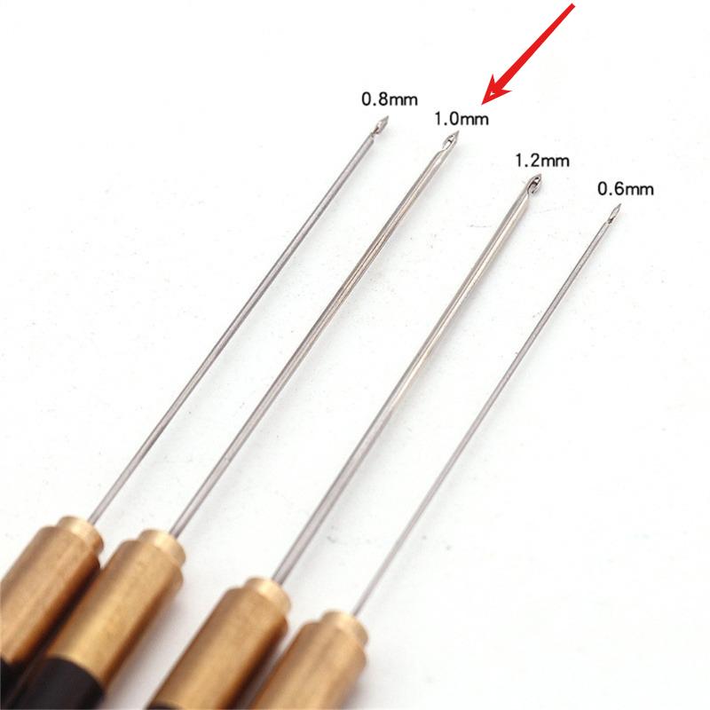 1 Pezzo Ganci per Ricamo all'Uncinetto, Manico in Legno Ganci per Perline per Cucito Ricamo Perline 0,6 mm + 0,8 mm + 1,0 mm + 1,2 mm