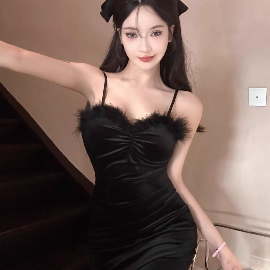 Autumn and Winter Pure Desire Style Hottie Sexy Velvet V-neck Suspender Hip Skirt Children's Red Christmas Fluff Dress