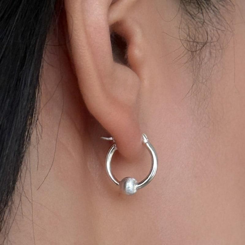 melliv shimmer dot earring_mve36