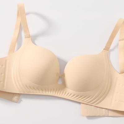 Fenteng Seamless Lifting and Gathering Bra