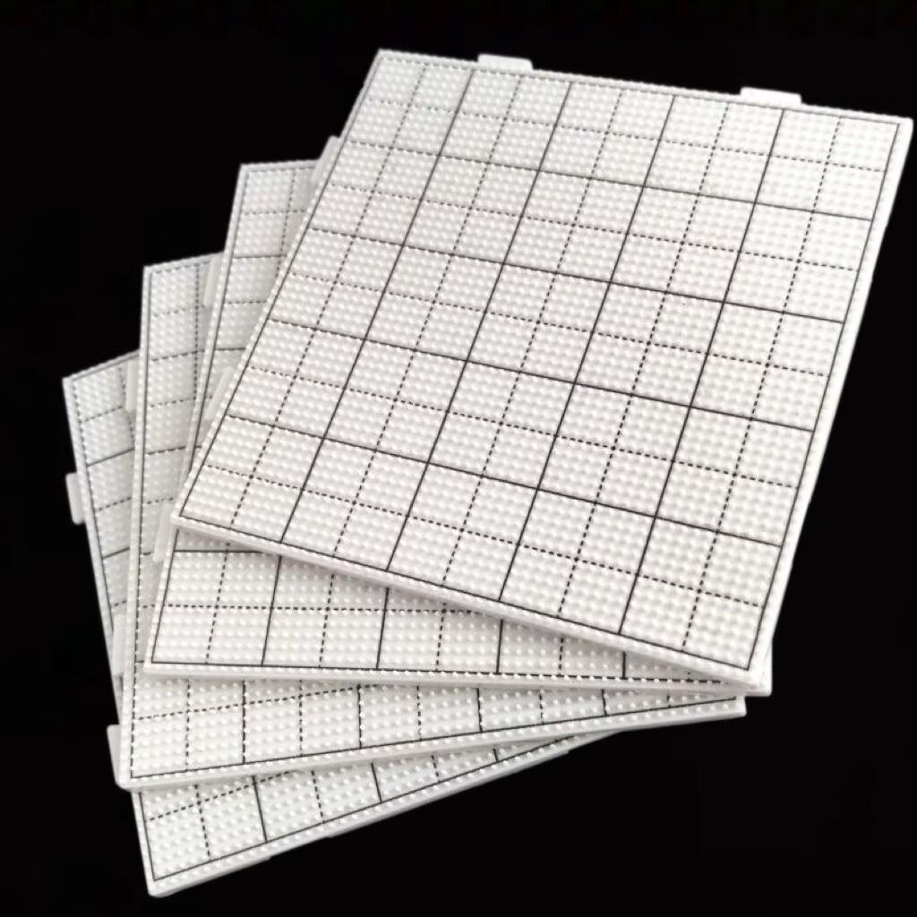 2.6mm Heat-Resistant, Anti-Deformation Perler Bead Board, 52-Pin Anti-Scald Baseboard, Spliceable