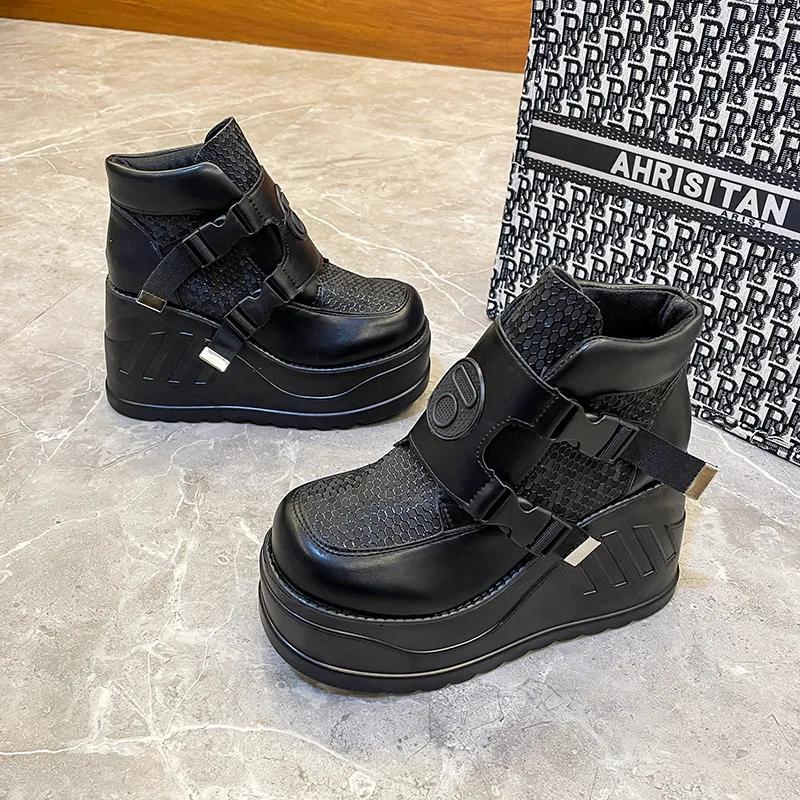 Fashion Side Zip Women Platform Shoes Black Gothic Buckle Pu Leather Woman Creeper Punk Boots Female Black High Heel Ankle Short Boots