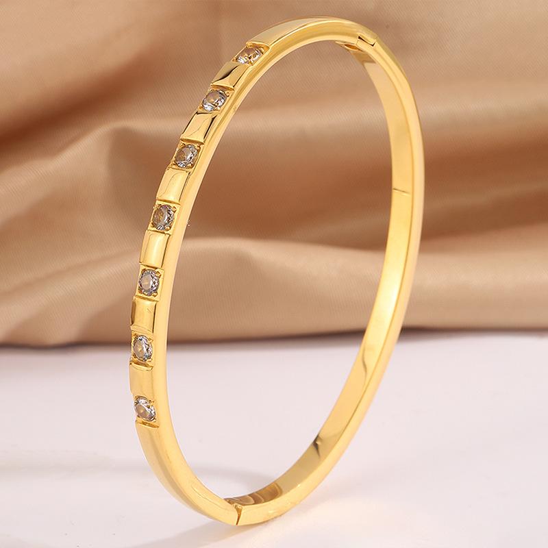 Fashionable and Simple Women's Plaid Light Luxury High Jewelry Bracelet