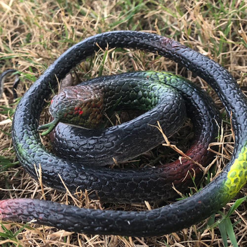 

4 PCS 68CM Pranks Rubber Snakes Set Halloween Tricky Toys Lightweight Portable Snake Toy Scare Toy Snake April Fool s prop Snake China Mainland