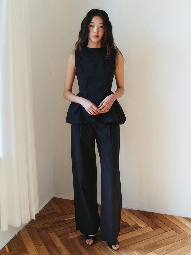 GANISONG Belted Double-Pleat Slacks_Black