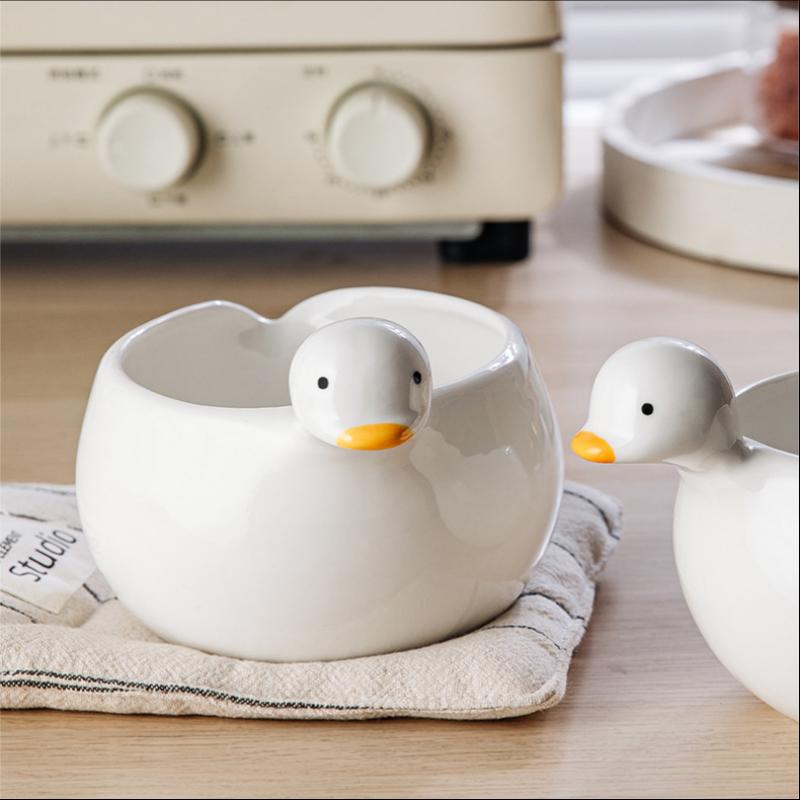 Ceramic Duck Shaped Egg Beater Bowl Creative Personalized Bowl Kitchen Utensil Designed For Stirring And Collecting Runny Eggs