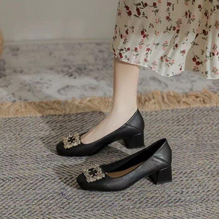 High Sense Fashion Thick Heel Single Shoes Women's 2025 Autumn Rhinestone Medium Heel Light Mouth Laden Shoes French Professional High Heels