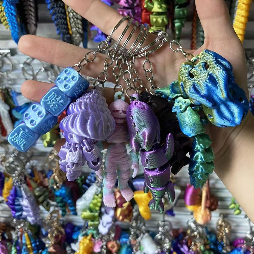 Gemischter Stil 3D-gedruckte Schlüsselanhänger: Zufällige Kinderspielzeuge & Sammlerstücke von Internet-Berühmtheiten für Nachtmärkte oder Geschenkläden