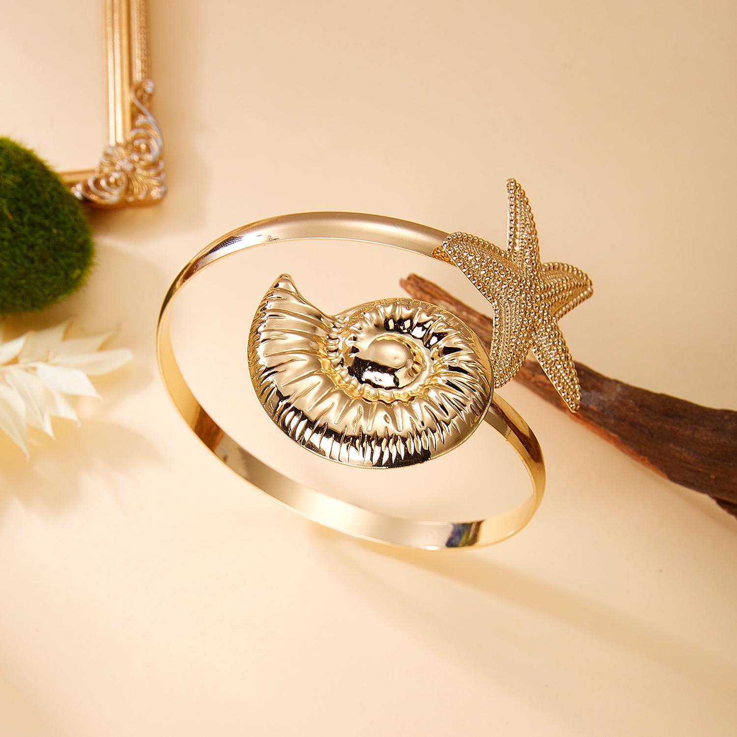 

Exaggerated Starfish Shell Open Armlet Bracelet for Women Elegant Gold Plated Adjustable Cuff Bangle Beach Party Jewelry Gift