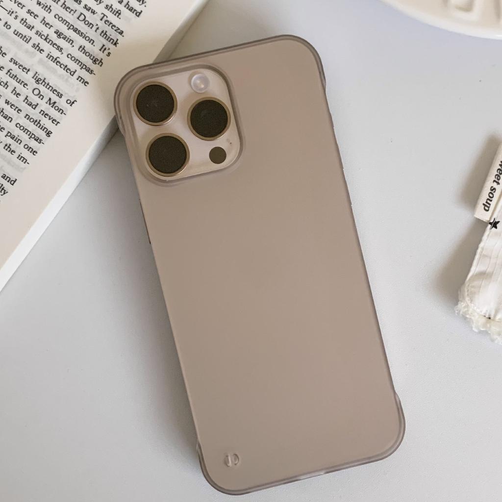 Applicable to Apple 17promax borderless magnetic mobile phone case iPhone16 semi-transparent 13 ultra-thin anti-drop protective case