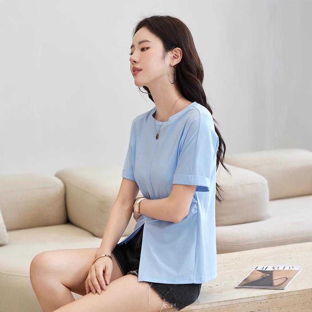 1980s Inspired Mercerized Cotton Crop Top with Rolled Sleeves and Slit Design