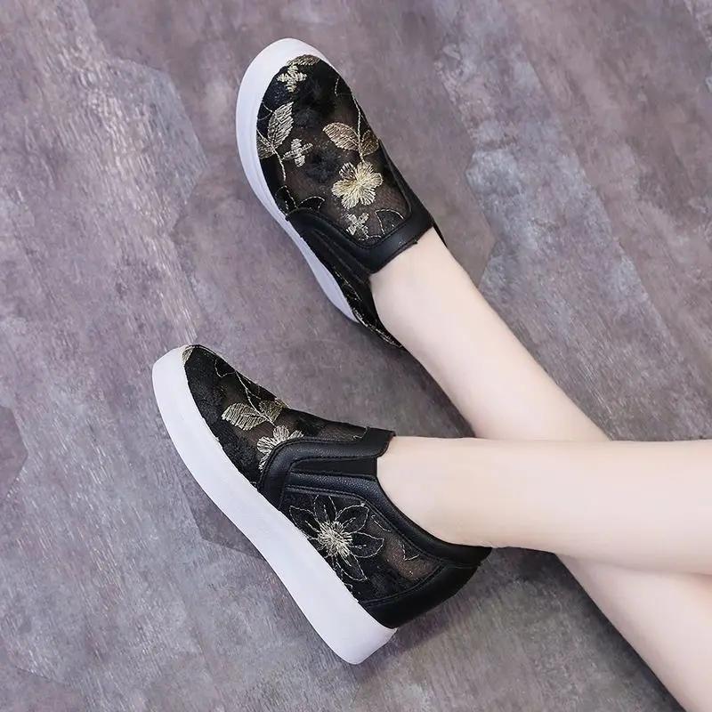Fashion Women Footwear Whit Mesh Breathable High On Platform Slip Ladies Shoes High Quality And Low Price Summer 2024 Offer Urban Cheap