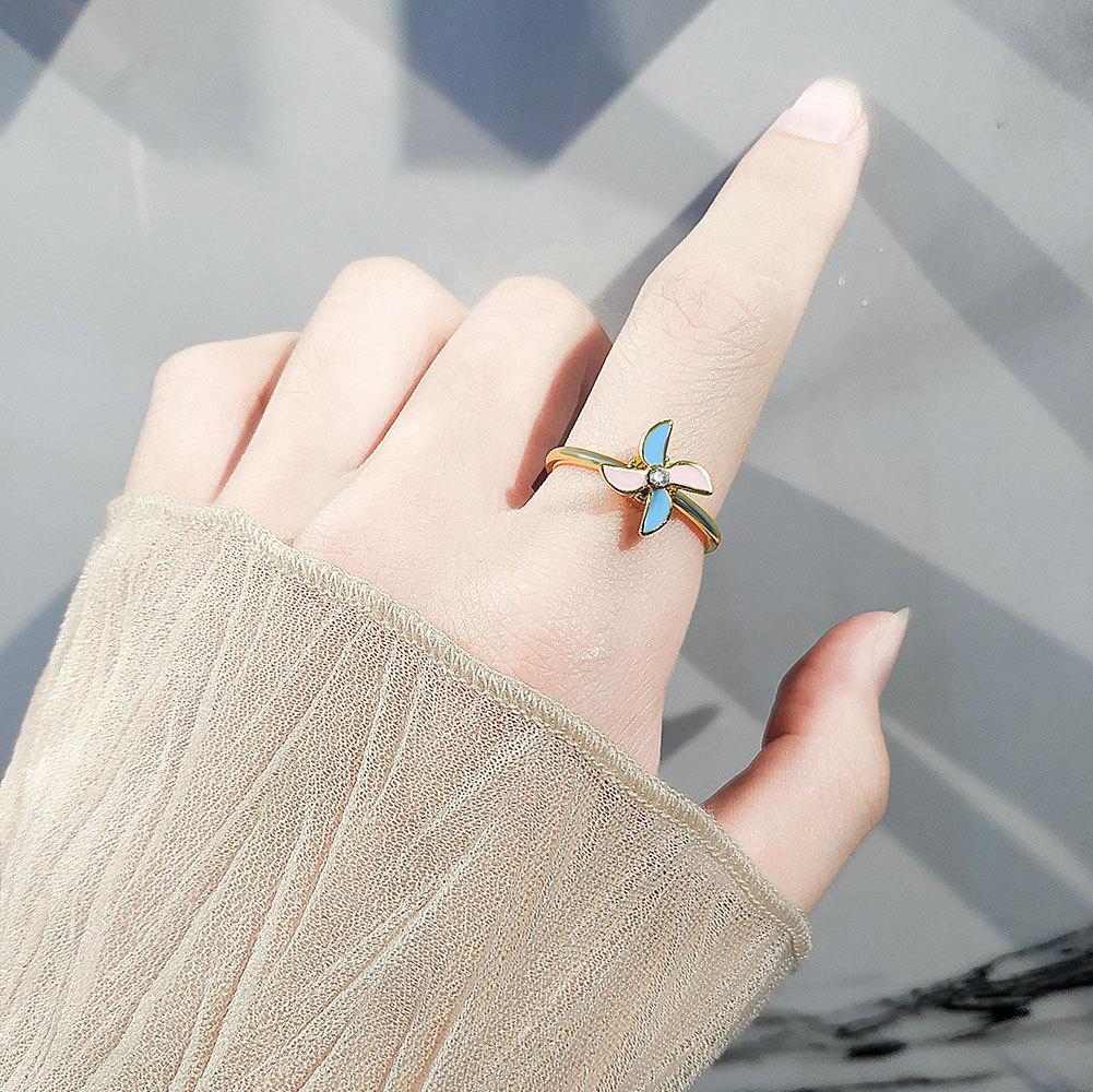 Fashionable Rotating Windmill Resin Open Index Ring For Women Elegant Temperament Adjustable Finger Jewelry