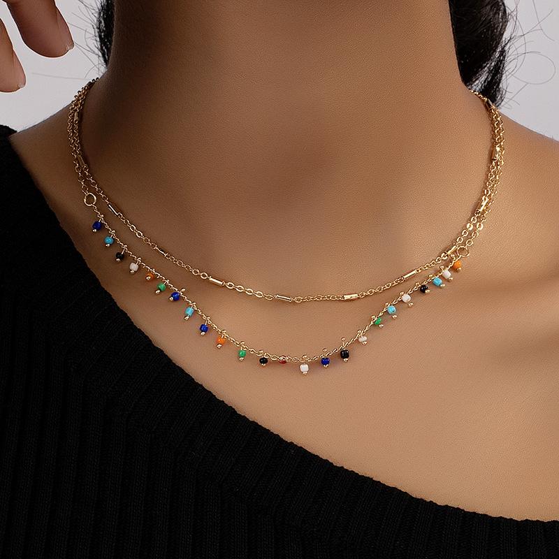

Japanese and Korean Ins cool style fashionable simple color bead necklace for women with a niche temperament retro high-end feeling collarbone chain