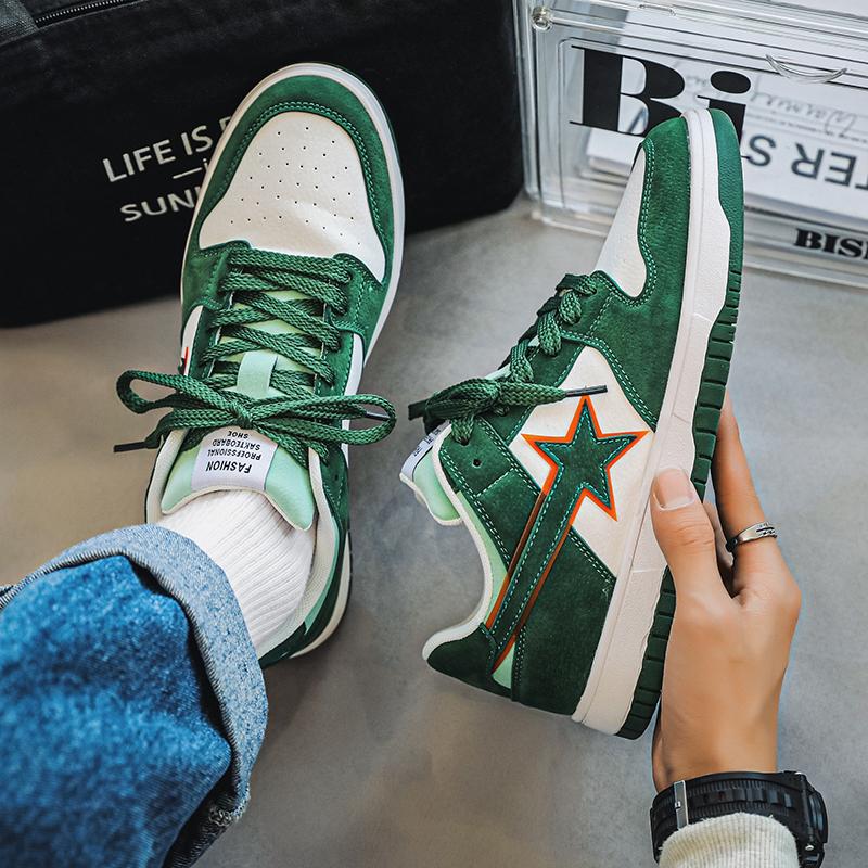 New Men's and Women's Casual Versatile Board Shoes, Trendy, Durable, Comfortable, Couple Plus Size 37-44 Sports Shoes