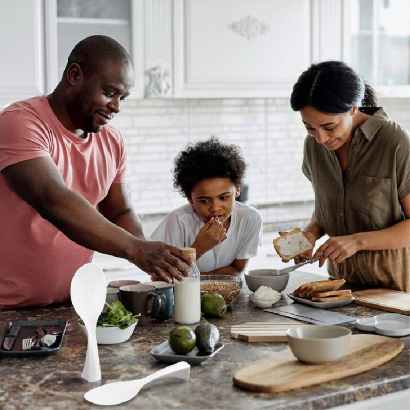 Cucchiaio da cucina minimalista moderno con resistenza alle alte temperature per uso domestico