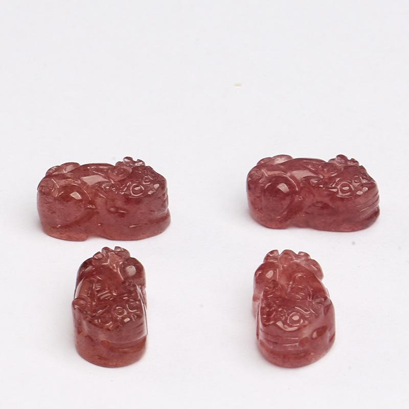 Hongchu Crystal Natural Strawberry Crystal Pixiu Loose Beads Cat's paw Lion Dance Loose Beads DIY Jewelry accessories loose beads