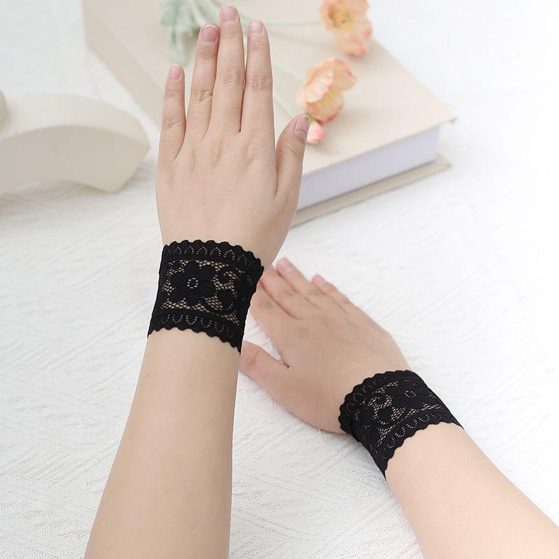 

Женский тонкий тату-кружевной браслет на запястье, закрывающий шрам, короткий нарукавник, браслет для защиты от солнца, декоративный нарукавник на предплечье Black (5.5cm) All yards