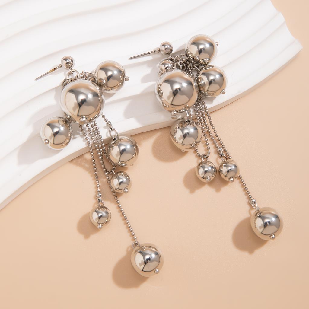 Elegante Große CCB Kugel Quasten Anhänger Hängende Ohrringe für Damen Trendige Damen Lange Ohrring Hängende Accessoires 2026 Modeschmuck