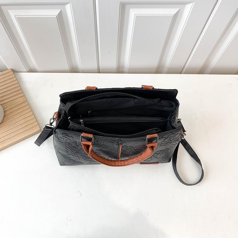 Handbag Outdoor Crossbody Large Capacity Viral Same Style Embossed Shoulder Bag Women Bag PU Soft Leather Texture