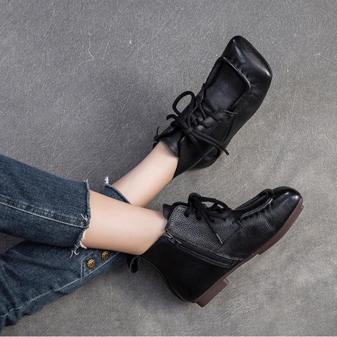Johnature Kurze Stiefel aus echtem Leder im Retro-Stil mit bequemer, quadratischer Zehenpartie und Schnürung für Damen