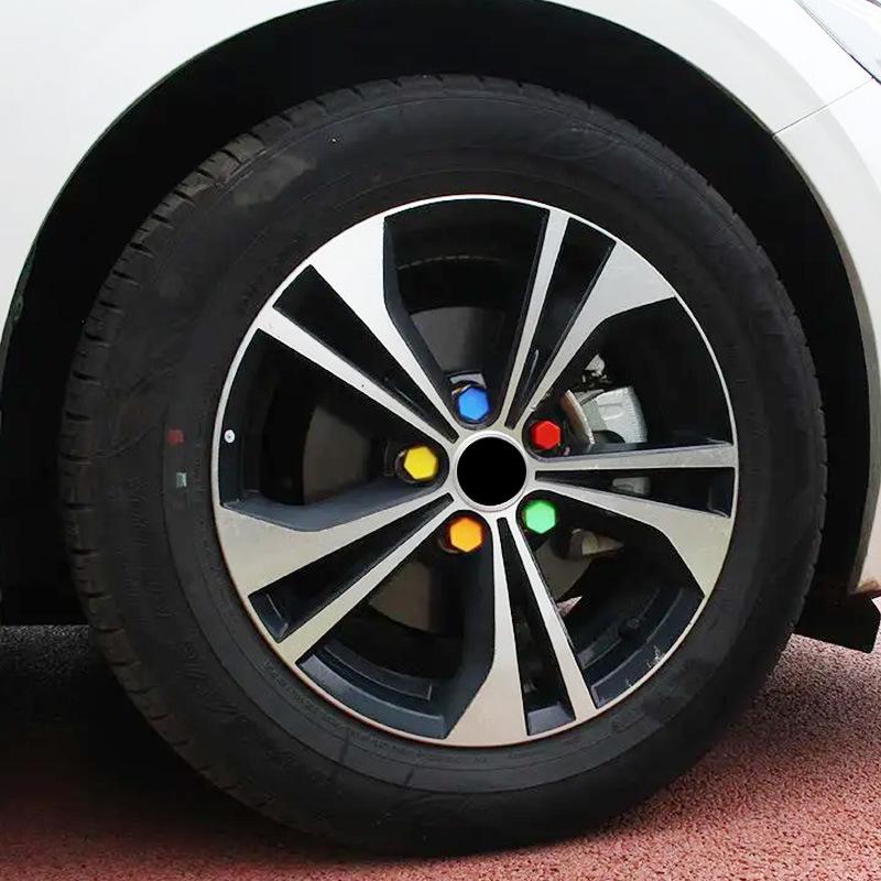 20Pcs 17/19/21mm Silicone Hexagonal Socket CapsLuminous Car Wheel Lug Nuts Silicone Screw Caps Tyre Nut Bolt Exterior Decoration