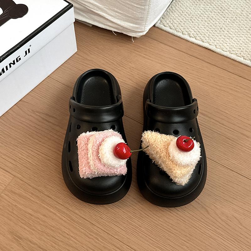 Cute Cartoon Cake Hole Shoes Women's New Summer Wear Casual Thick Soles Increase Height Breathable Bag Head Drag Tide